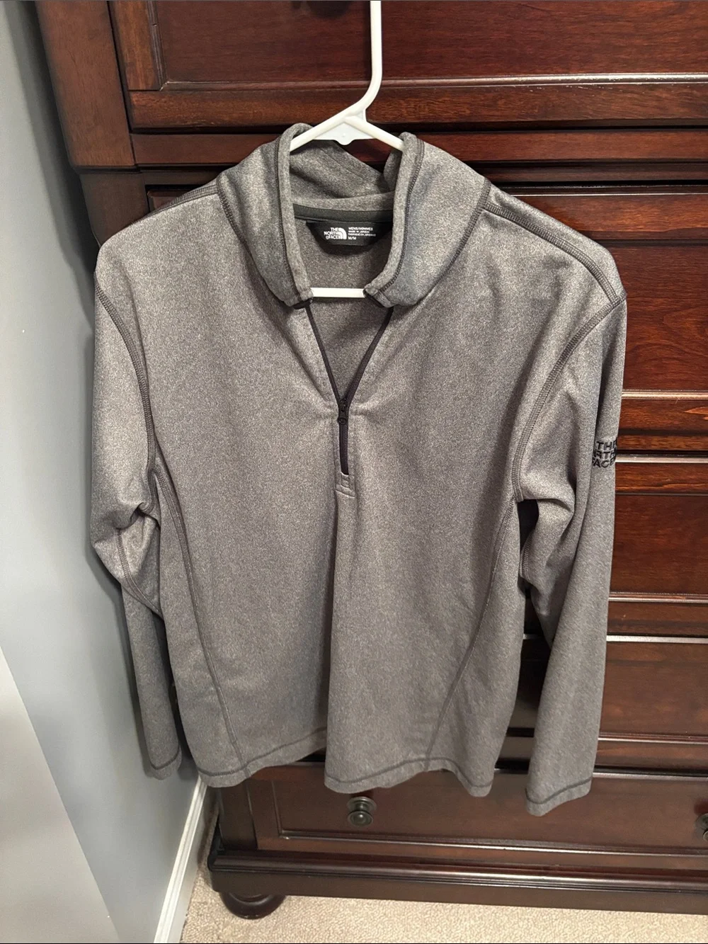 The North Face Men's Heather Gray Half-Zip Pullover